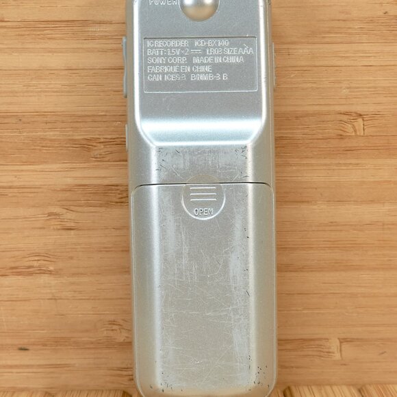 Sony ICD-BX140 4GB Digital Voice Recorder - Picture 3 of 9